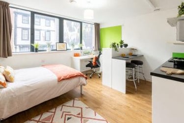 1 bed studio, 29-31 Broad Street, City Centre, Bristol, BS12HF - Image 5